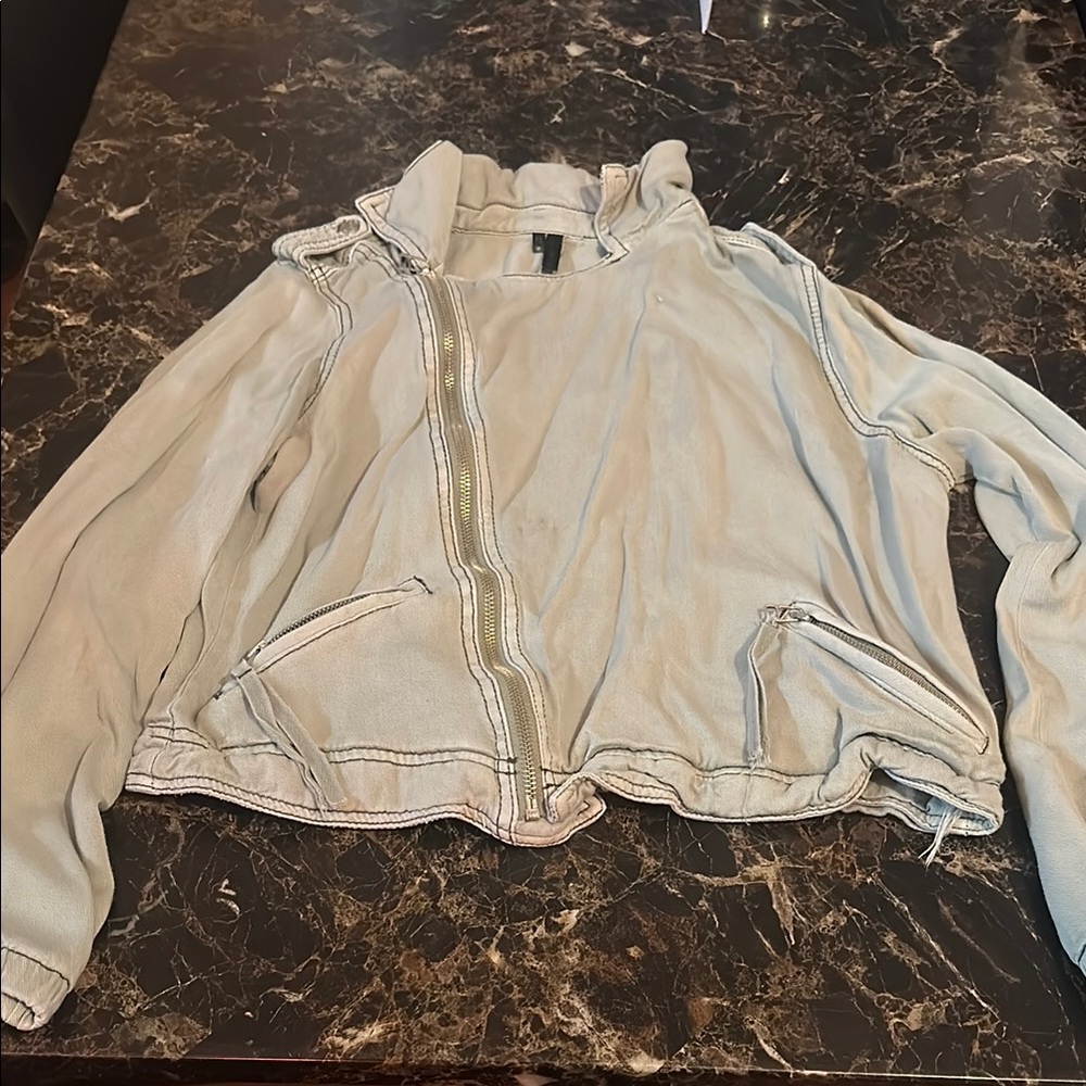 Light Green Jacket Full Side Zip, M